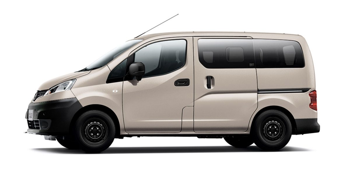 サンドベージュ〈#KP0〉 （ 特別塗装色）＊Outdoor Black Editionのみ設定。