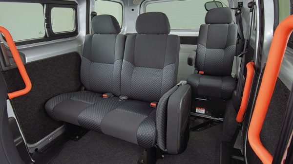 車いす1名仕様  7人乗