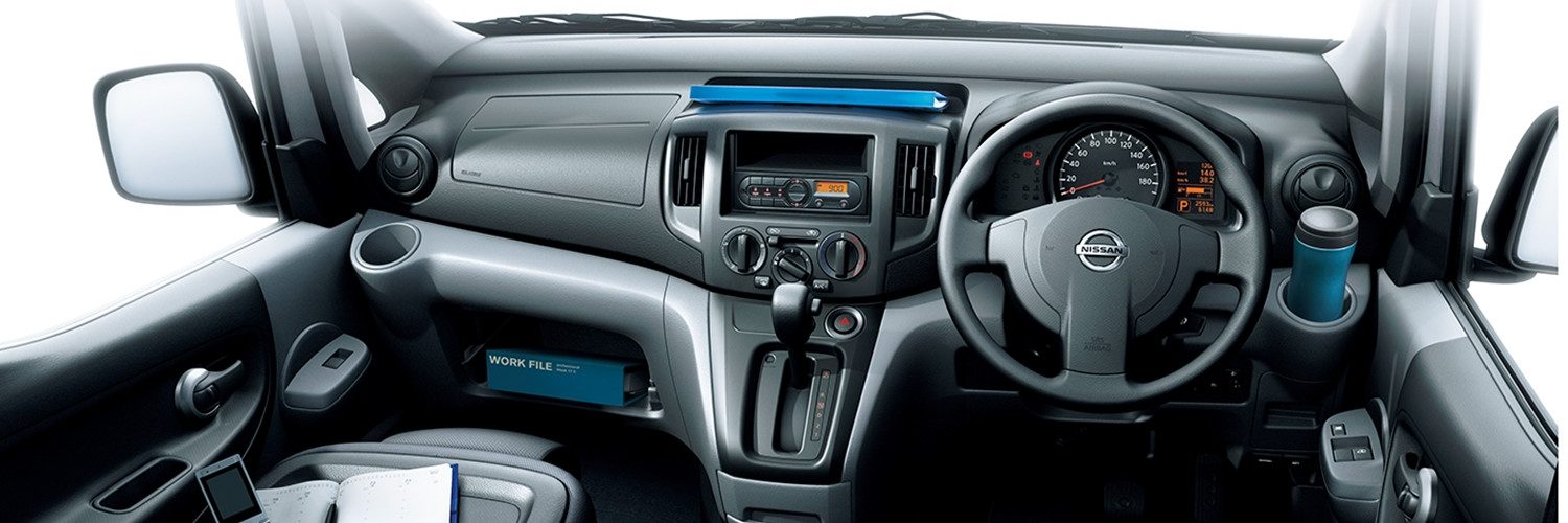 NISSAN NV200VANETTE