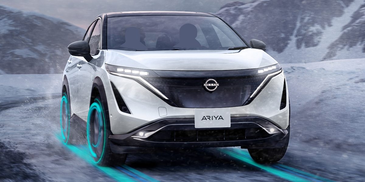 雪の山道でも余裕のドライビングを叶える。