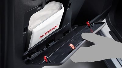 助手席ドアポケット（ボトルホルダー、車検証収納ボックス付）