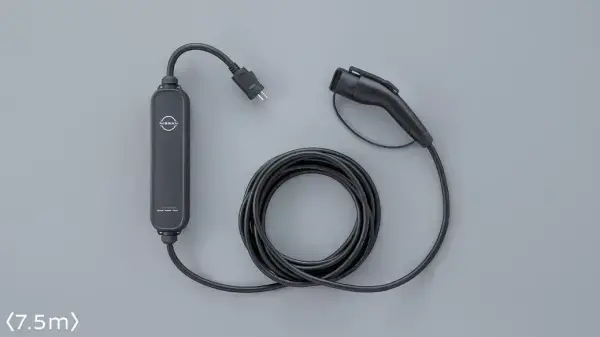 充電ケーブル（コントロールボックス付）