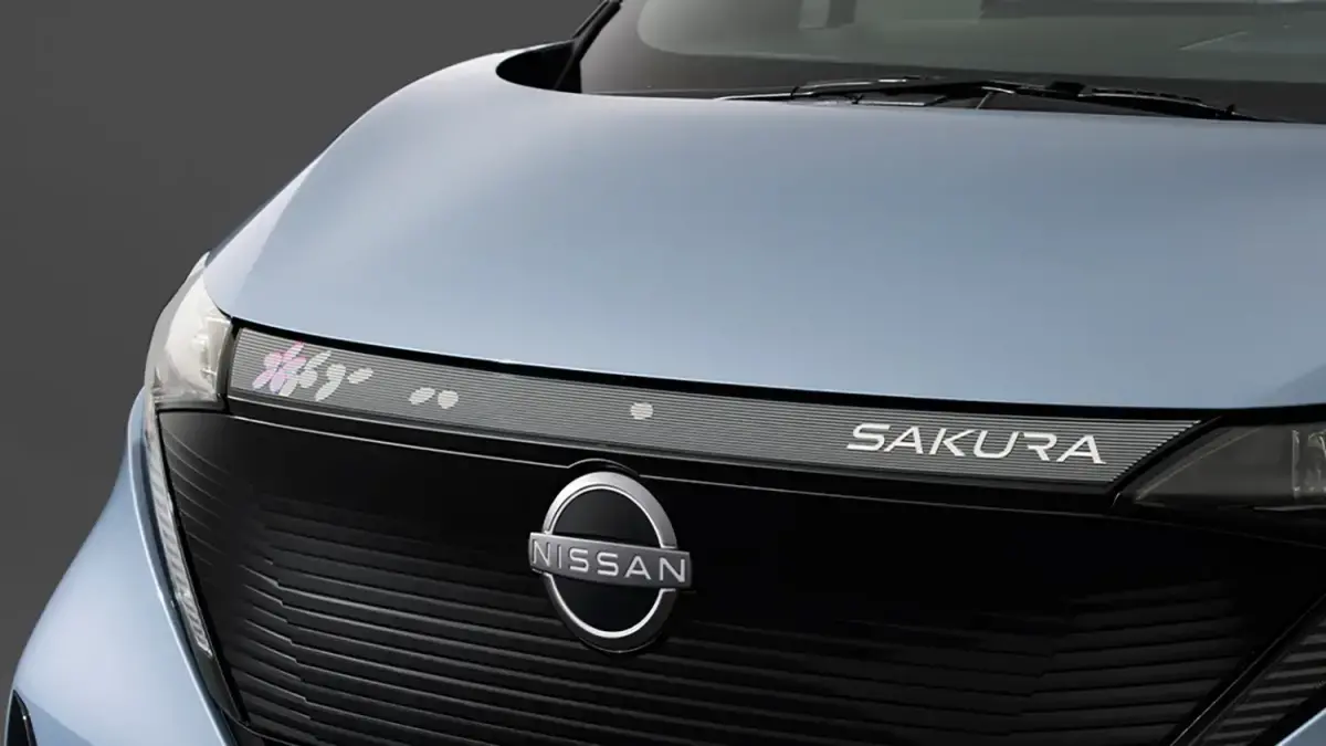 フロントシールドアクセント