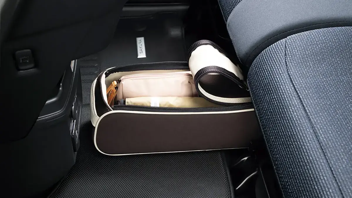 シートアンダードロー