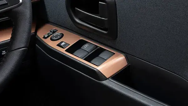 パワーウィンドウスイッチベース加飾