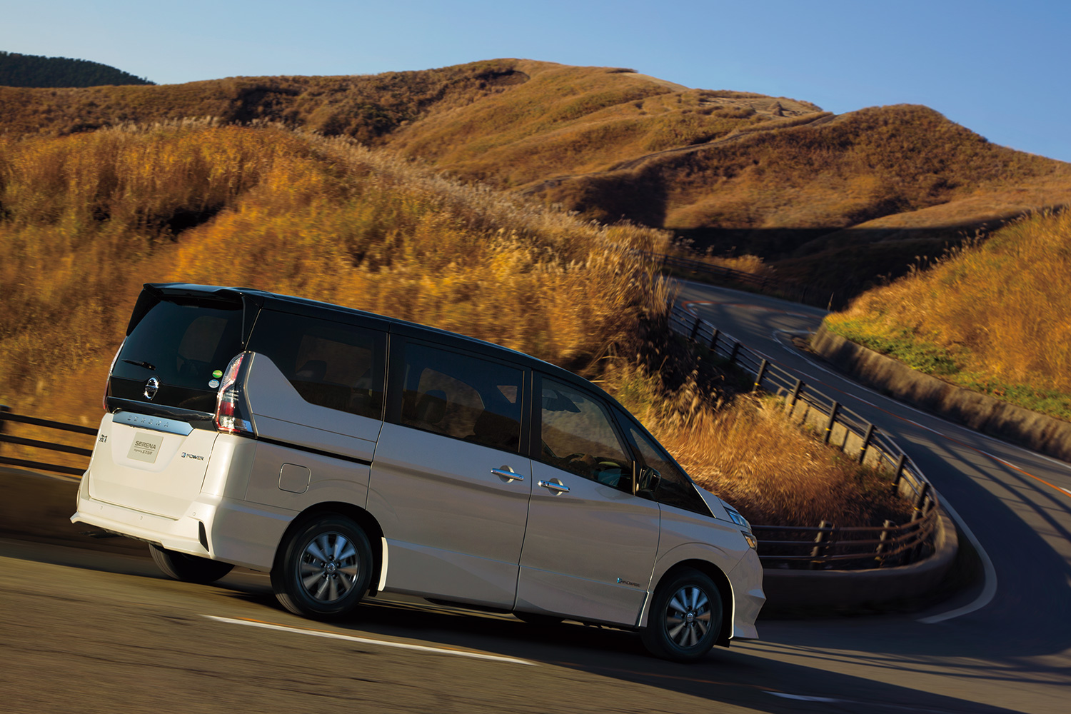 新型セレナハイブリッド4WDの価格や仕組み｜他車と比較 | Burning ...