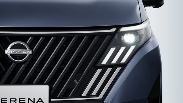 LEDヘッドランプ（ハイ/ロービーム、シグネチャーLEDポジションランプ付）