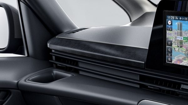 ブラック［e-POWER X、e-4ORCE X、X］