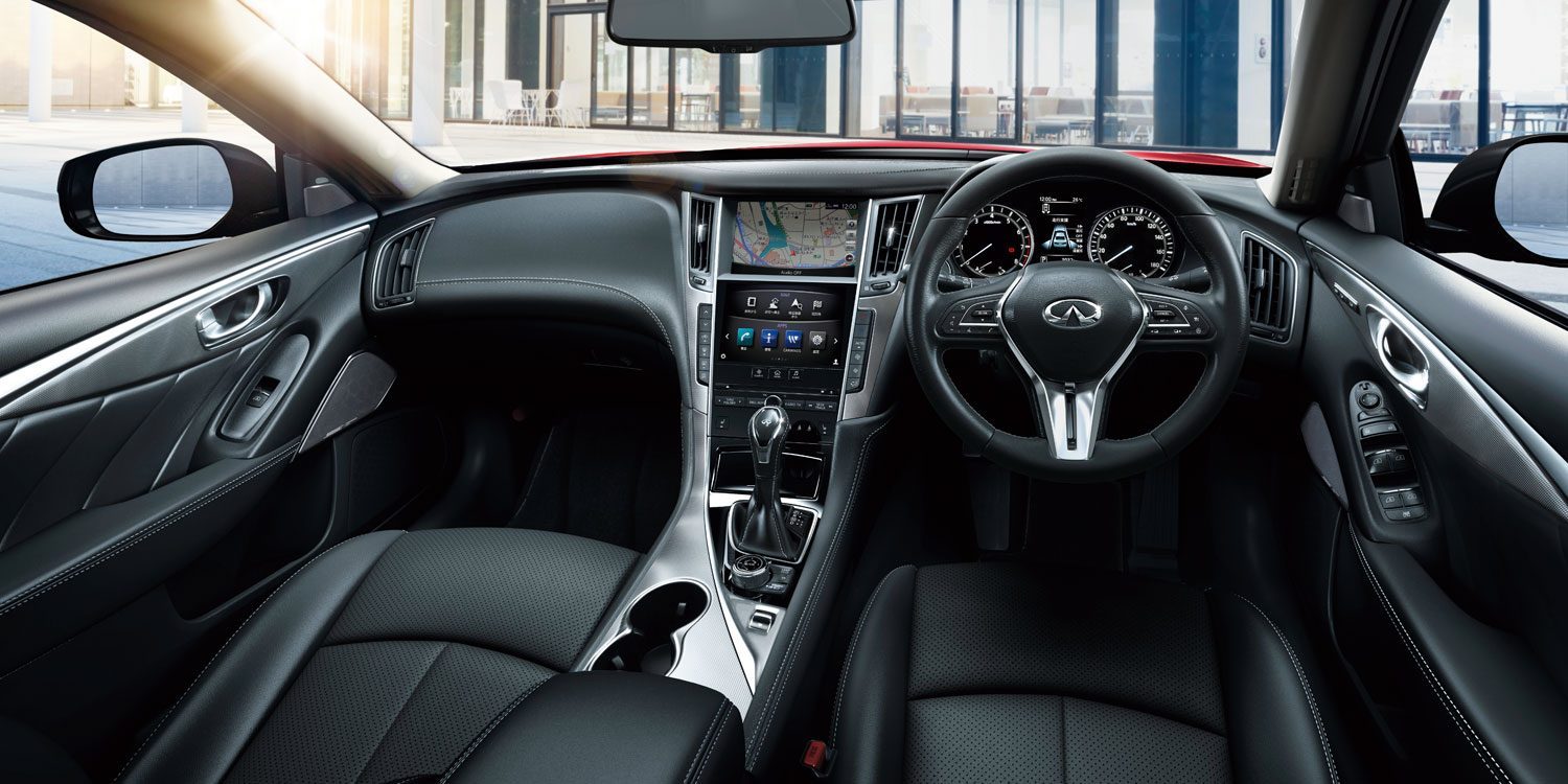 Nissan SKYLINE 内装