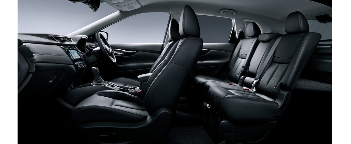 日産 エクストレイル X Trail スポーツ スペシャリティ Suv 室内