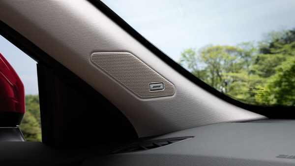 BOSE Premium Sound System（9スピーカー）［メーカーオプ ション］