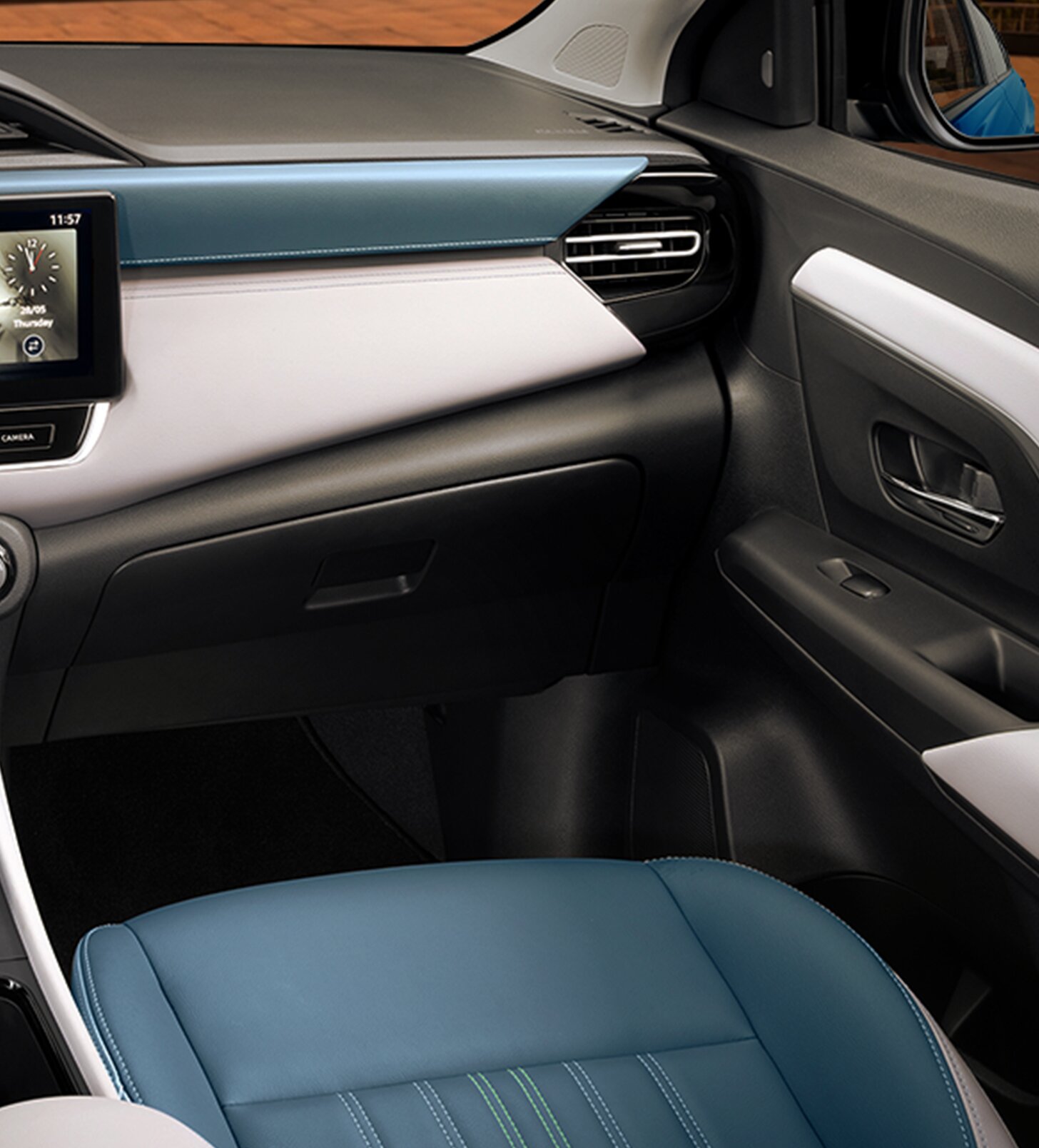 MOONSTONE LEATHER INTERIOR