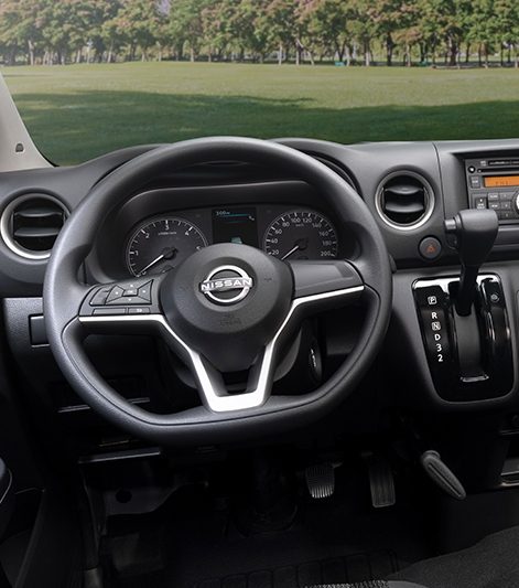 D-SHAPED STEERING WHEEL