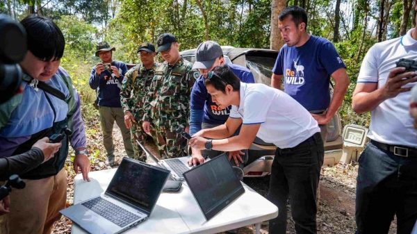 นิสสัน WWF ทน พร้อม ลุย