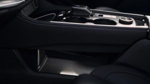 FLOATING CENTRAL CONSOLE