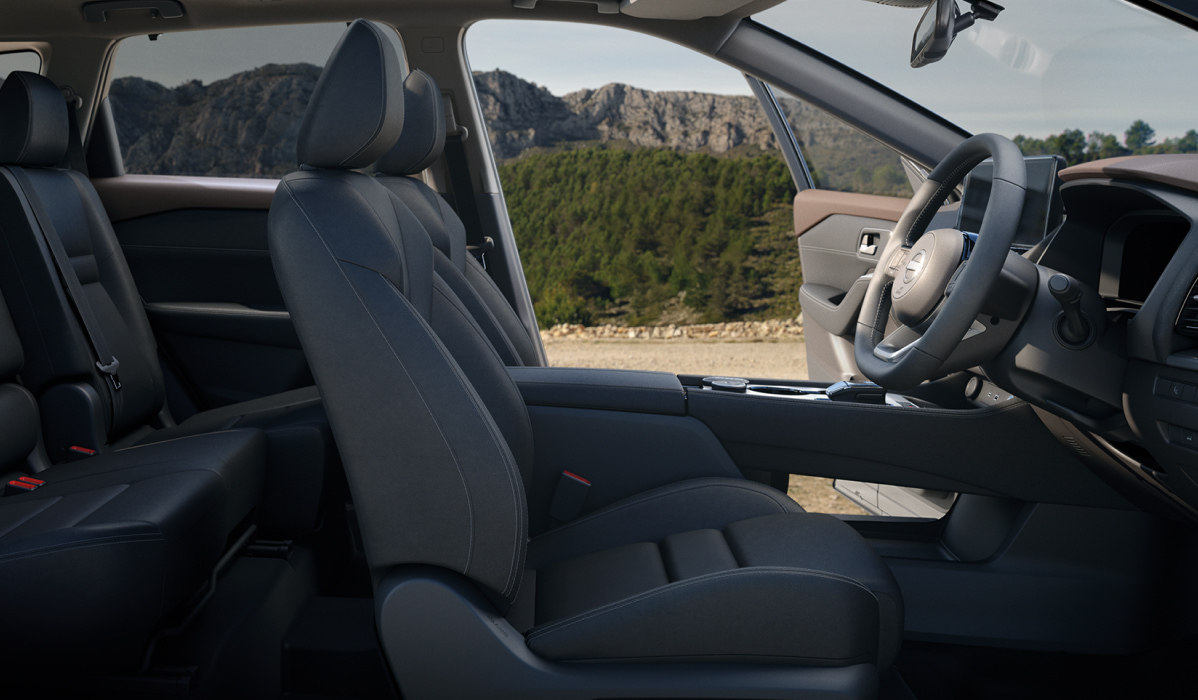 Front Leather Seat – Power Seat